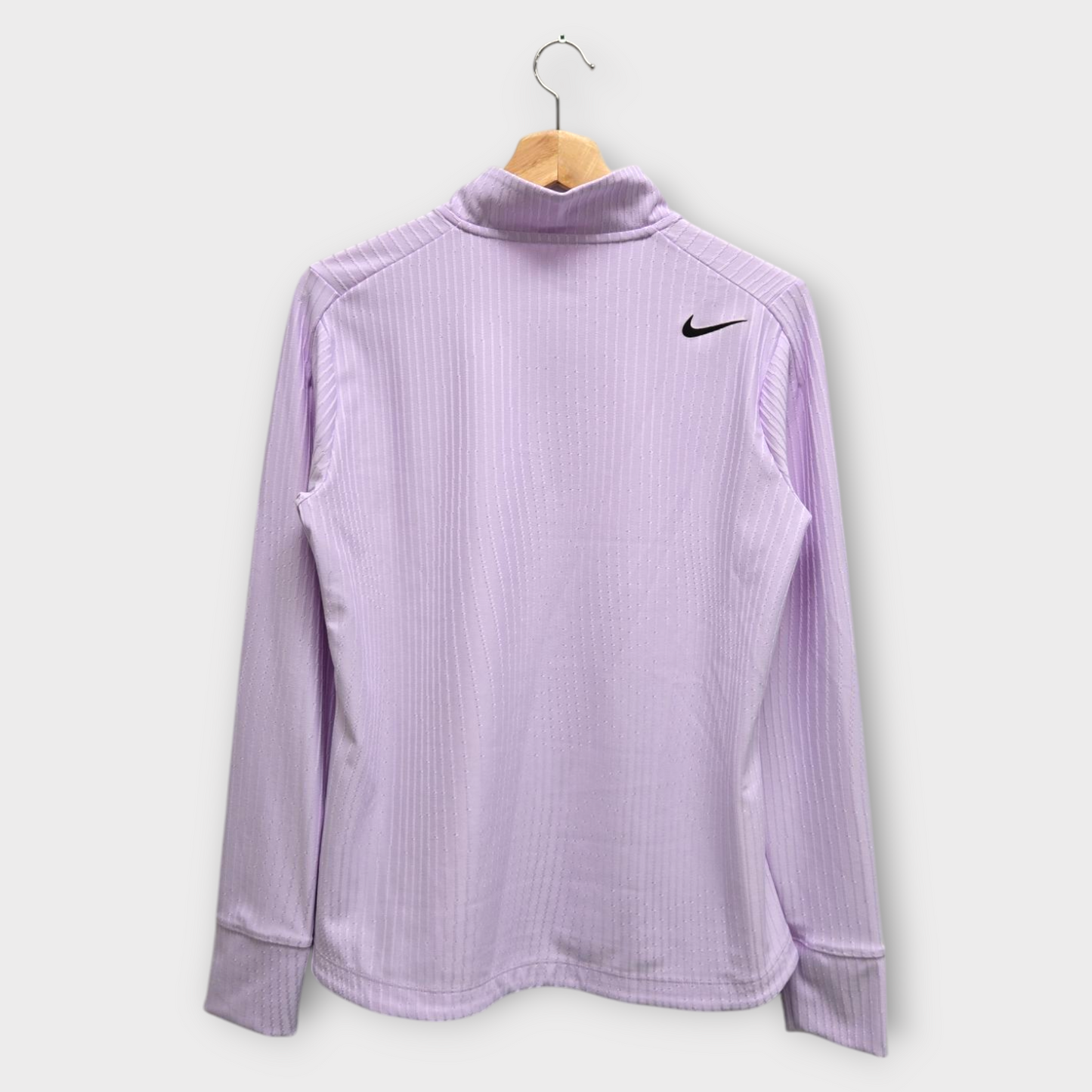 Nike Golf Women's Pullover Tour Dri-FIT ADV 1/4-Zip (Light Purple) - Small